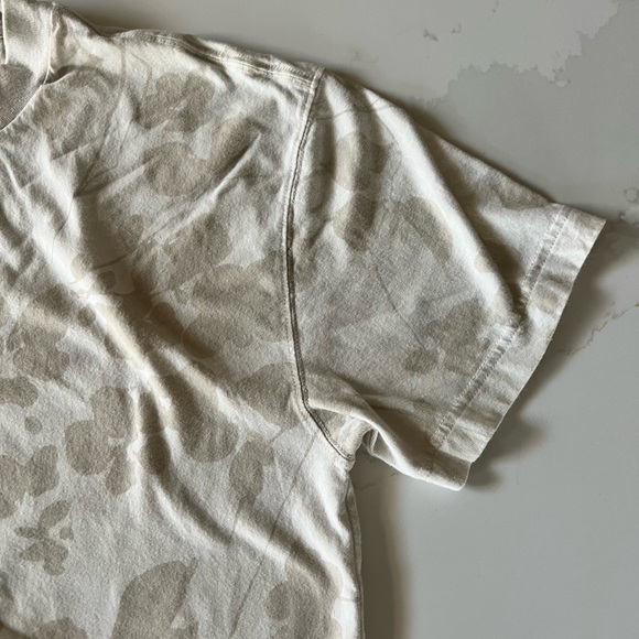 Abercrombie & Fitch Women’s Tee Size Medium Tall - Picture 6 of 6